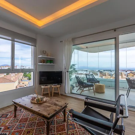 Terraza Acristalada Con Vistas Panoramicas Apartment