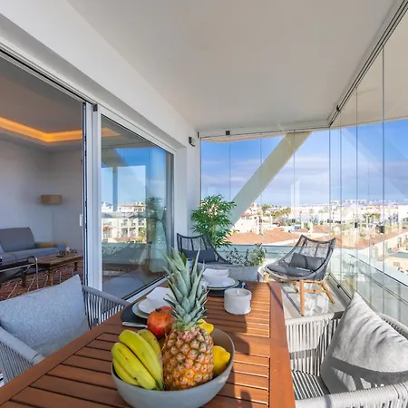 Terraza Acristalada Con Vistas Panoramicas Tarifa