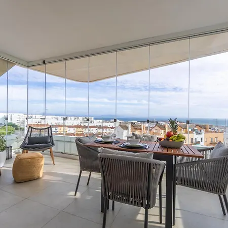 Terraza Acristalada Con Vistas Panoramicas Apartment